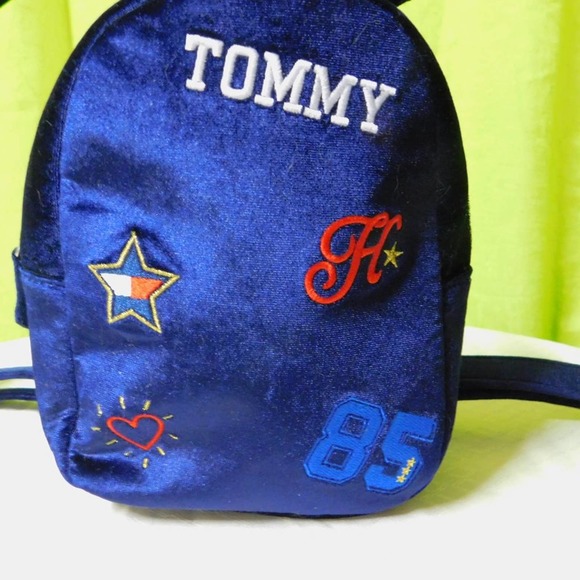 Small Tommy Hilfiger Blue Velvet embroidered backpack - Picture 2 of 6